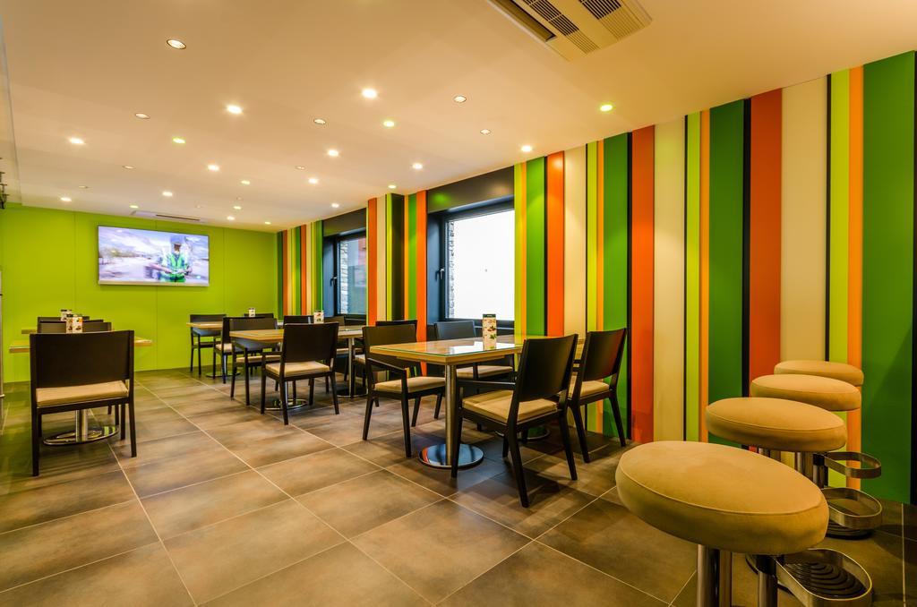 Hotel Metropolis أندورا لا فيلا المظهر الخارجي الصورة